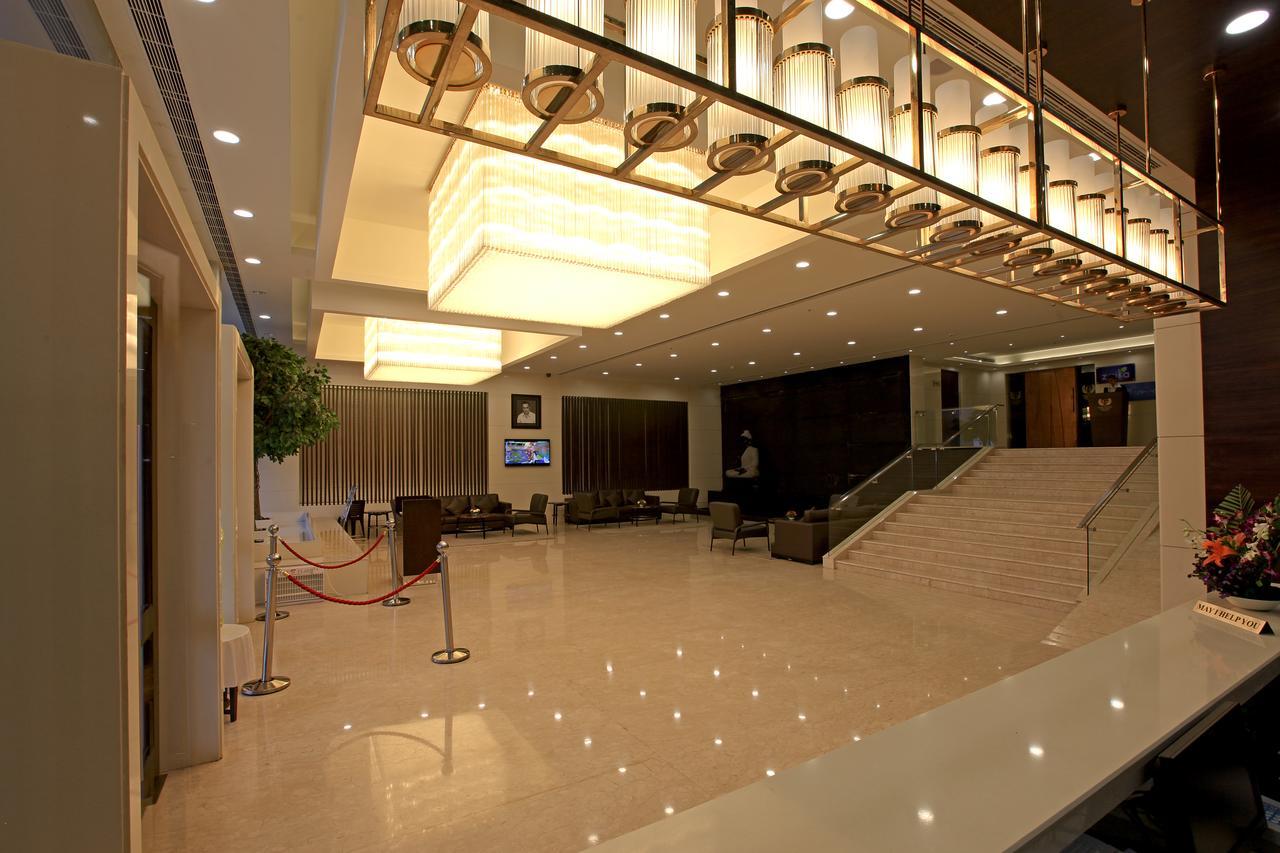 Goutham Grand Hotel Tenāli Dış mekan fotoğraf