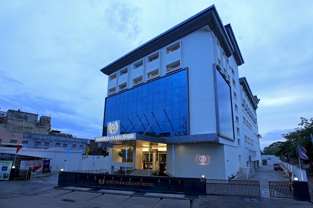 Goutham Grand Hotel Tenāli Oda fotoğraf